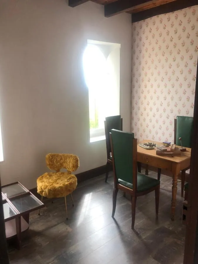 Le Couvent Bed & Breakfast Duravel France