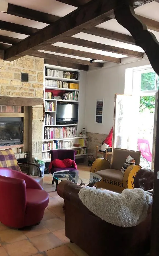 Le Couvent Bed & Breakfast Duravel 3*,